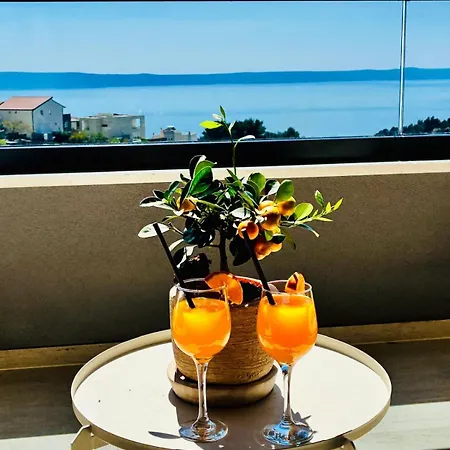 Penthouse Jacuzzi Seaview Апартаменти