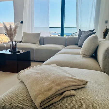 Penthouse Jacuzzi Seaview Макарська