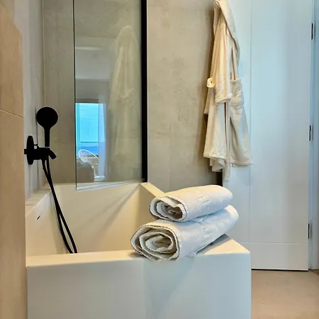 Penthouse Jacuzzi Seaview Apartmán