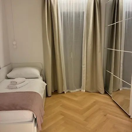 Penthouse Jacuzzi Seaview Макарська